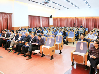 厦门大学别敦荣教授和南京师范大学胡建华教授应邀来bat365为安徽高教论坛作专题报告