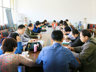 南京师范大学张新平教授应邀来bat365讲学