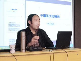 《中国艺术市场》主编刘心亮应邀来bat365讲学