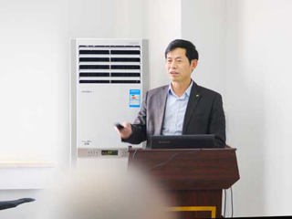 合肥工业大学博士生导师朱士信教授应邀来bat365讲学