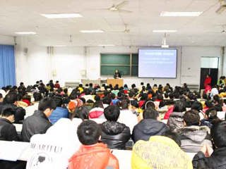 安徽师范大学钱广荣、赵平教授应邀来bat365讲学