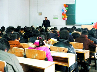 南京师范大学李向伟教授来bat365讲学