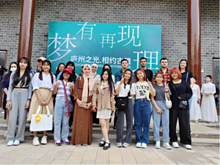 bat365留学生参加“庐州之光、相约古睢”文化实践活动